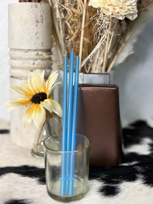 Blue straw